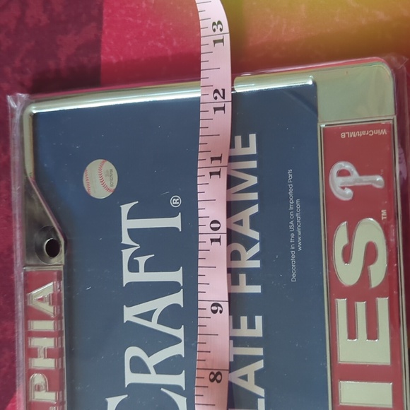Phillies License Plate Frame - Picture 4 of 6